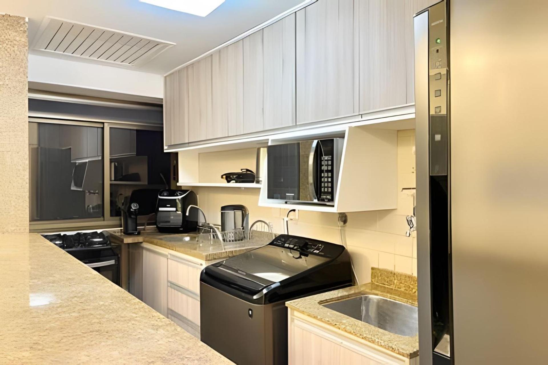 Apartamento Conforto E Elegancia Posto 9 P/ate 04 Wi-fi 500m