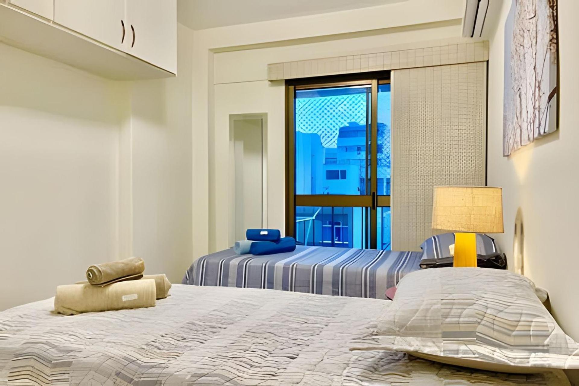 Apartamento Conforto E Elegancia Posto 9 P/ate 04 Wi-fi 500m *