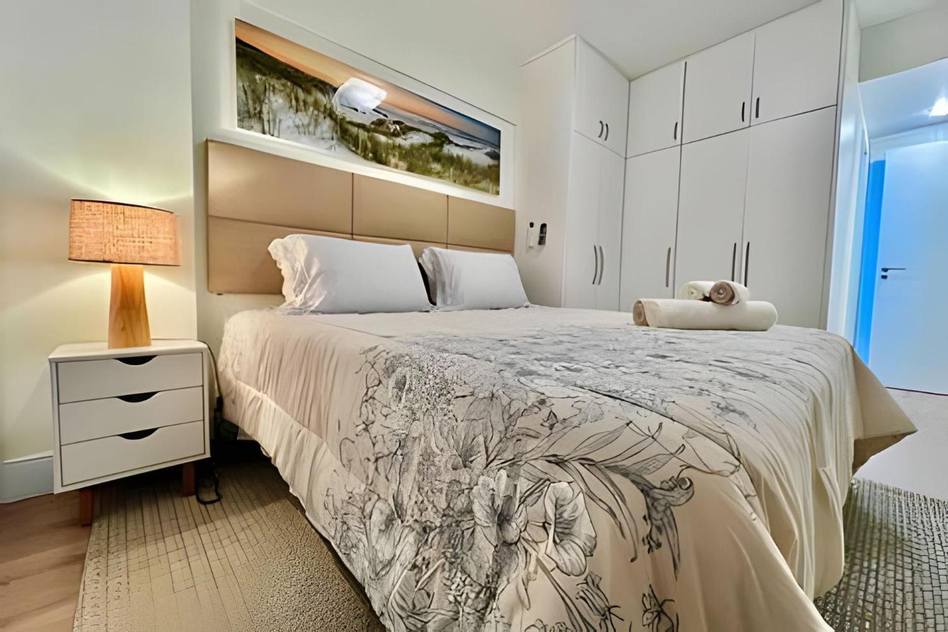 Apartamento Conforto E Elegancia Posto 9 P/ate 04 Wi-fi 500m *