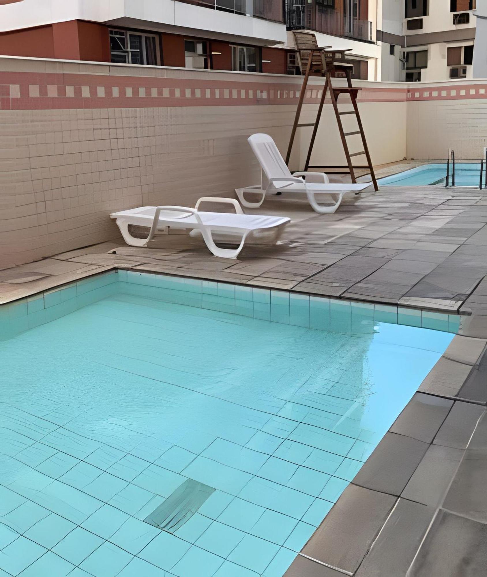 Apartamento Conforto E Elegancia Posto 9 P/ate 04 Wi-fi 500m *